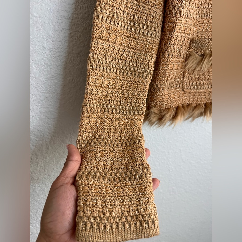Lilly Pulitzer Preona Gold Metallic Cardigan Sweater with Faux Fur Trim XXS. - Picture 11 of 11